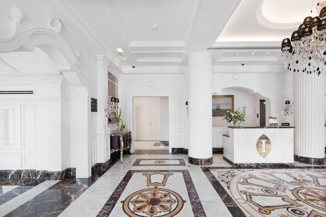 Carrara Marble Flooring Tiles