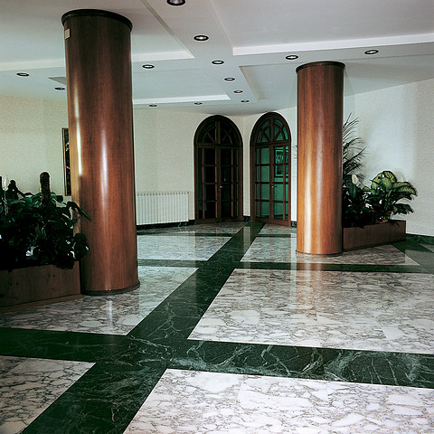 Bespoke Carrara Marble Installations