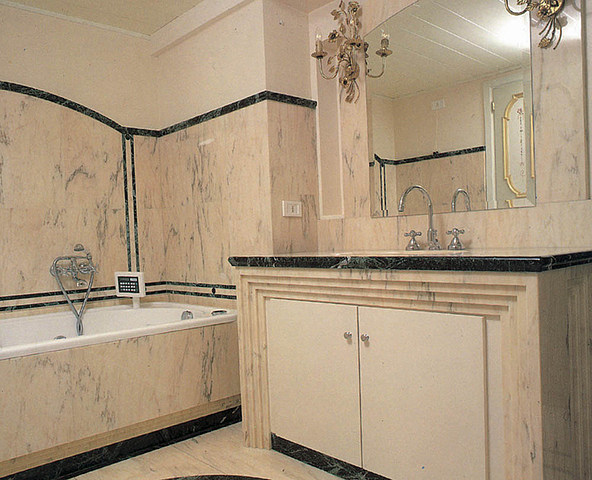 Bespoke Carrara Marble Installations