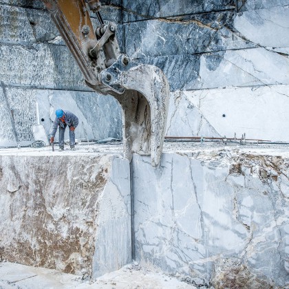 Bespoke Carrara Marble Installations