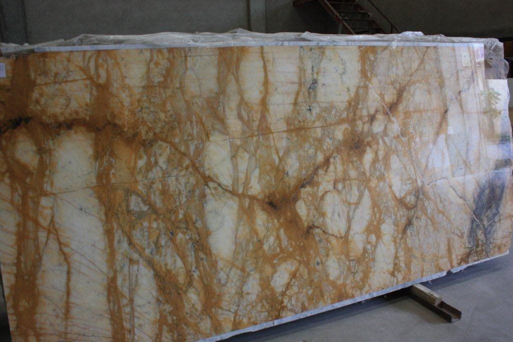 Bespoke Carrara Marble Installations