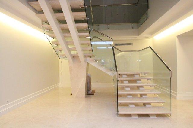 Bespoke Carrara Marble Installations