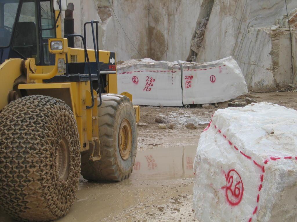 Bespoke Carrara Marble Installations