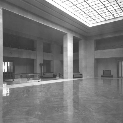 Bespoke Carrara Marble Installations