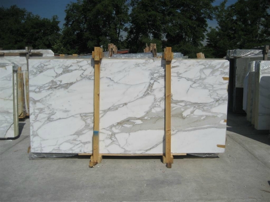 Bespoke Carrara Marble Installations