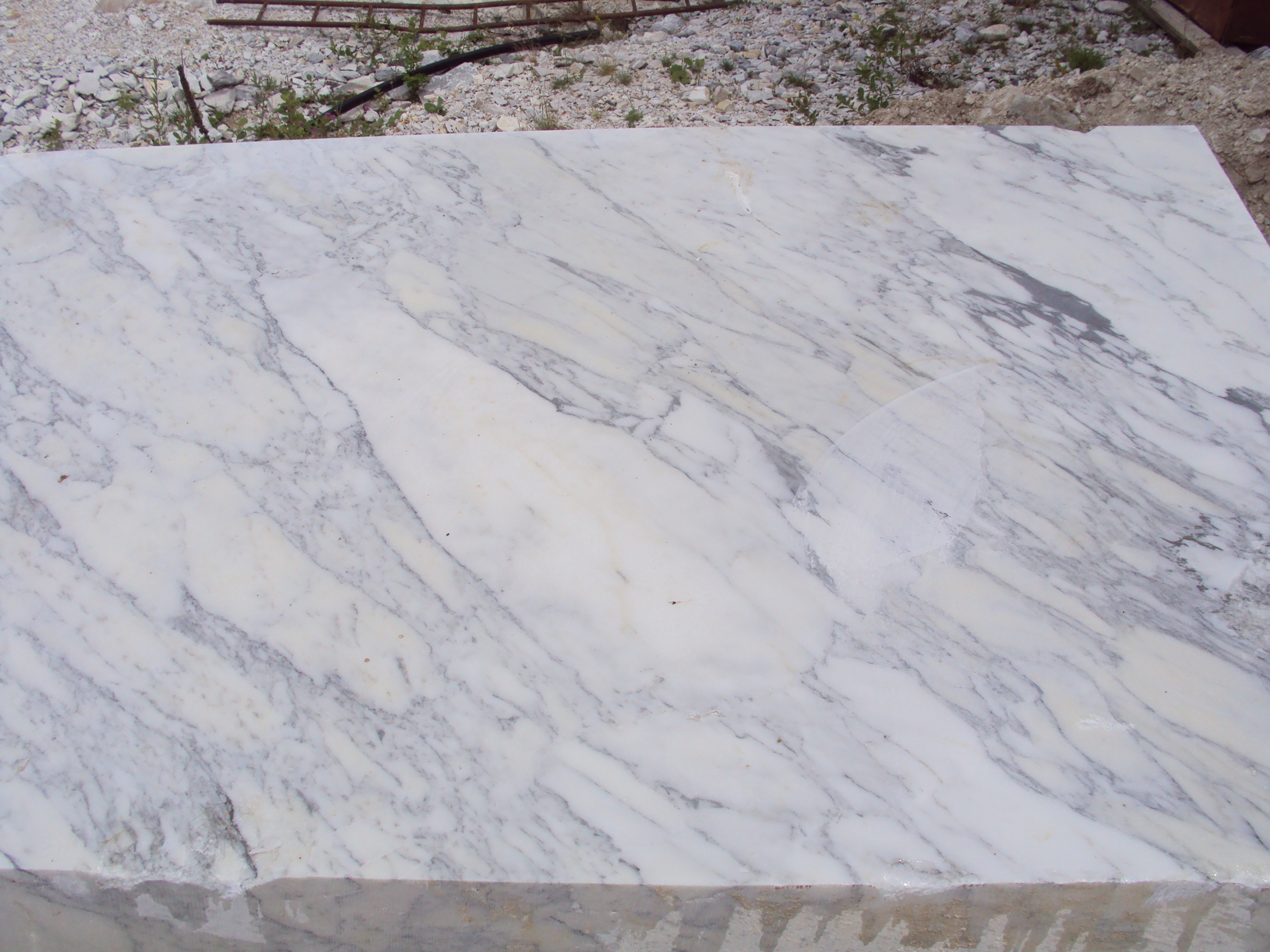 Bespoke Carrara Marble Installations