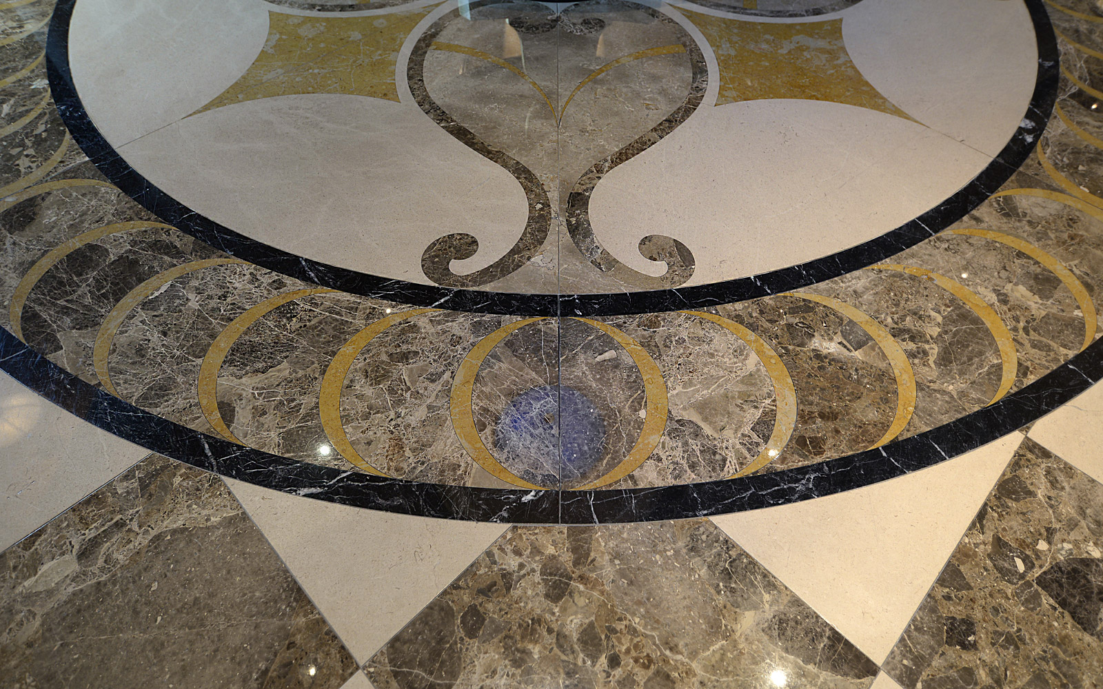 Bespoke Carrara Marble Installations