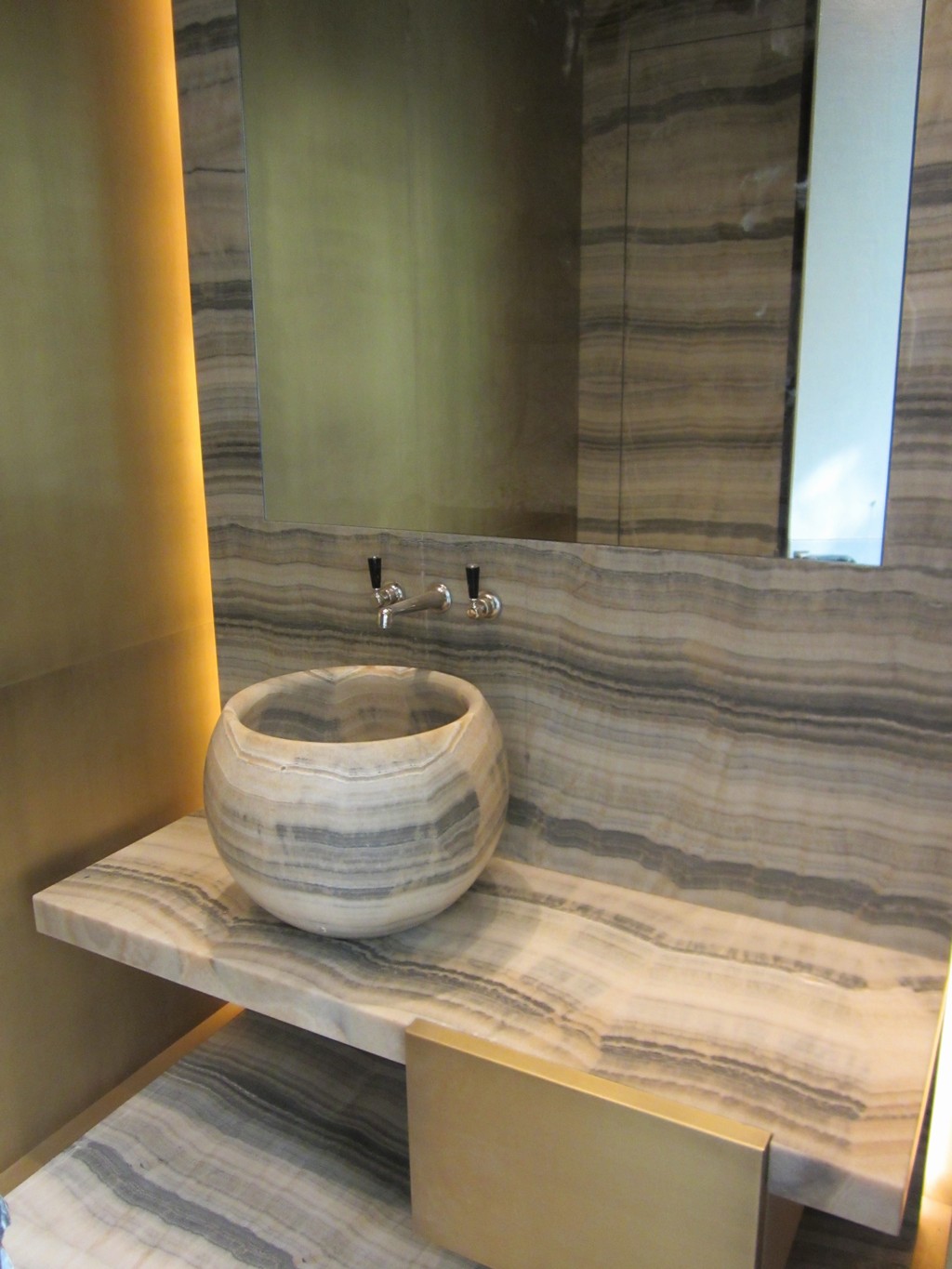 Bespoke Carrara Marble Installations