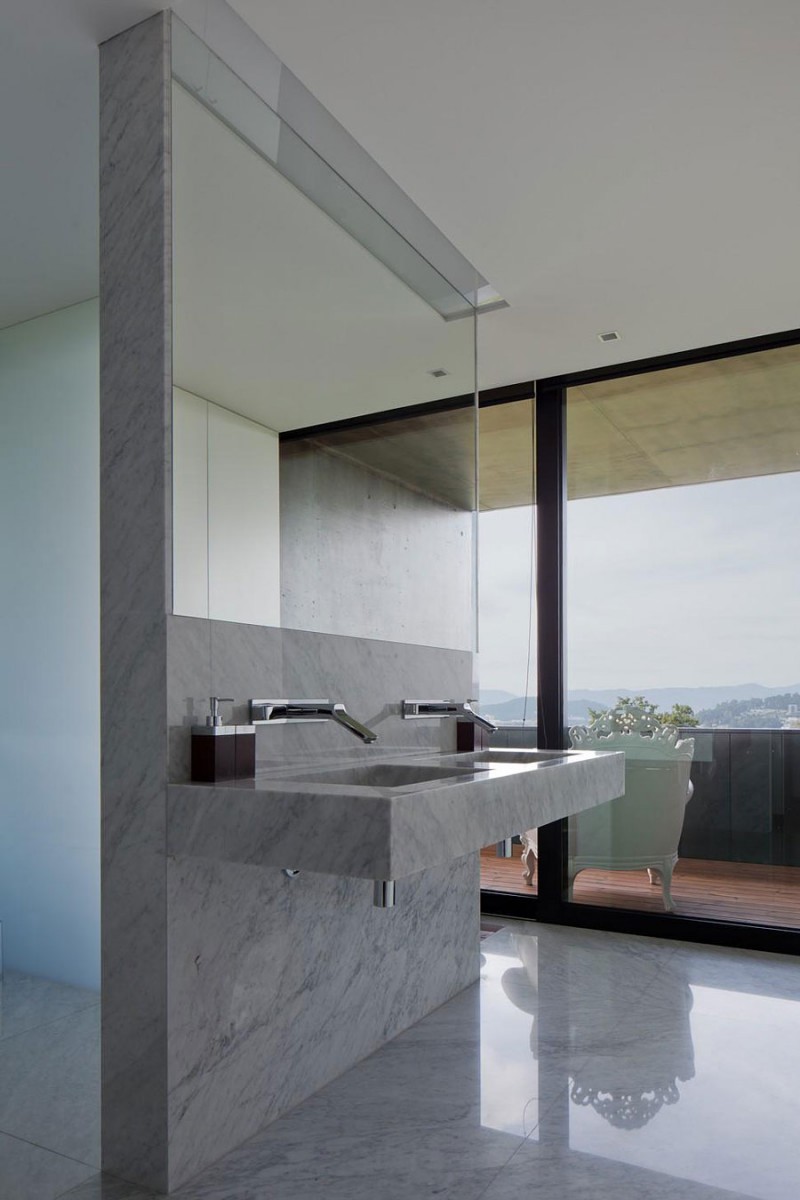 Bespoke Carrara Marble Installations