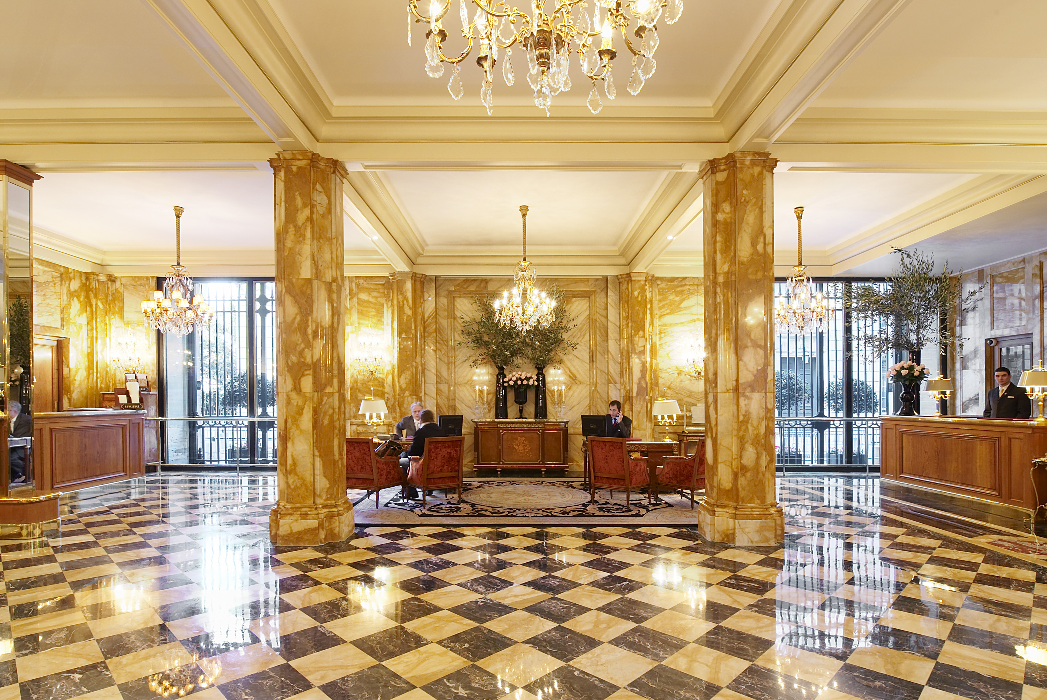 Bespoke Carrara Marble Installations