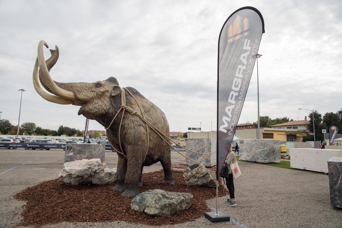 Bespoke Carrara Marble Installations