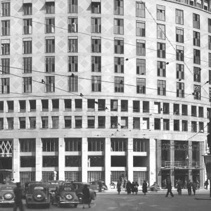 Bespoke Carrara Marble Installations