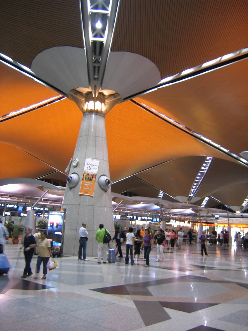 Bespoke Carrara Marble Installations