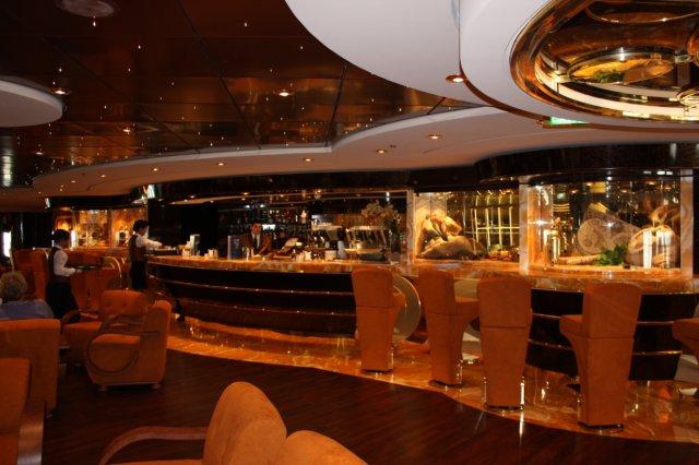 Bespoke Carrara Marble Installations