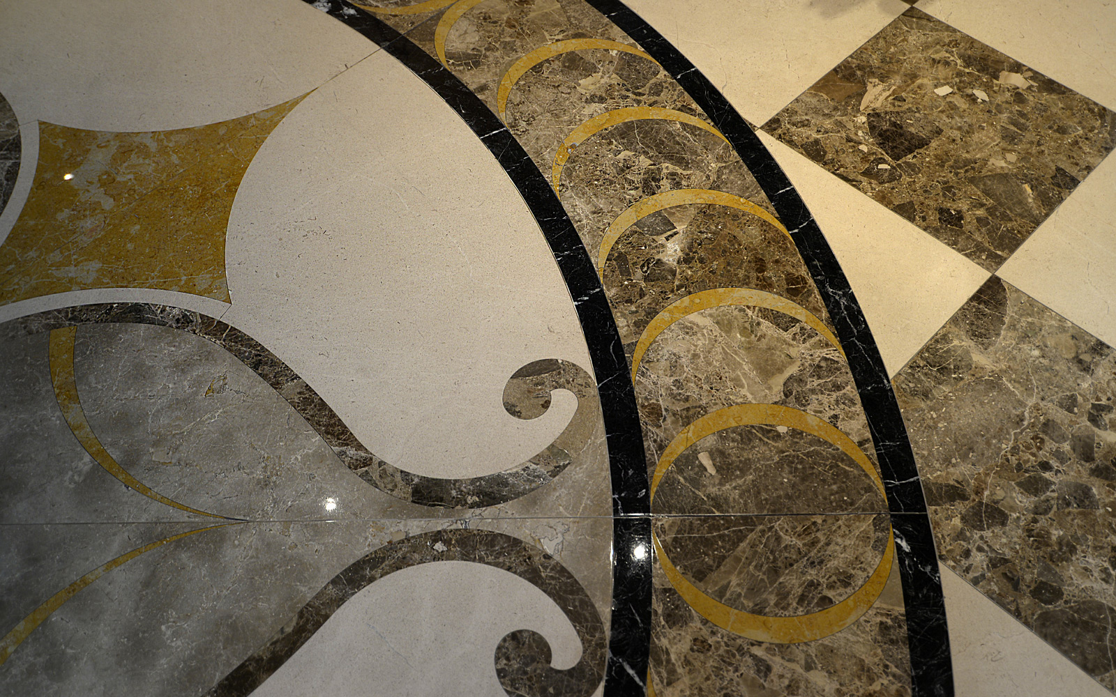 Bespoke Carrara Marble Installations