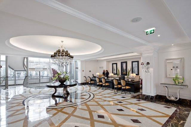 Bespoke Carrara Marble Installations