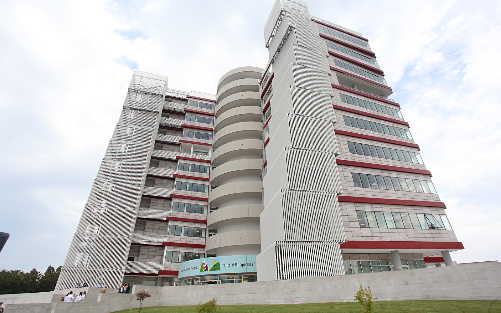 Bespoke Carrara Marble Installations