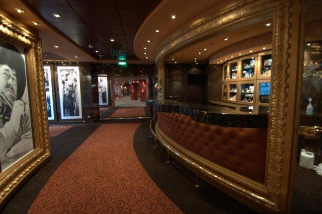 Bespoke Carrara Marble Installations