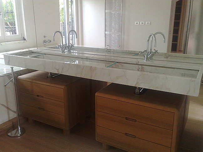 Bespoke Carrara Marble Installations