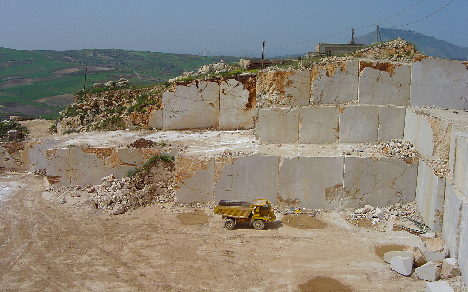 Bespoke Carrara Marble Installations