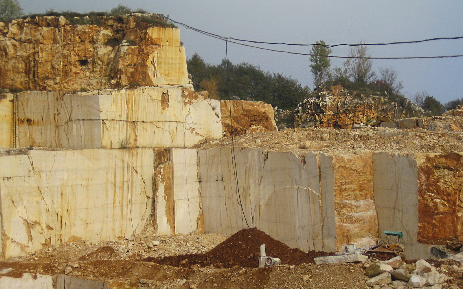 Bespoke Carrara Marble Installations