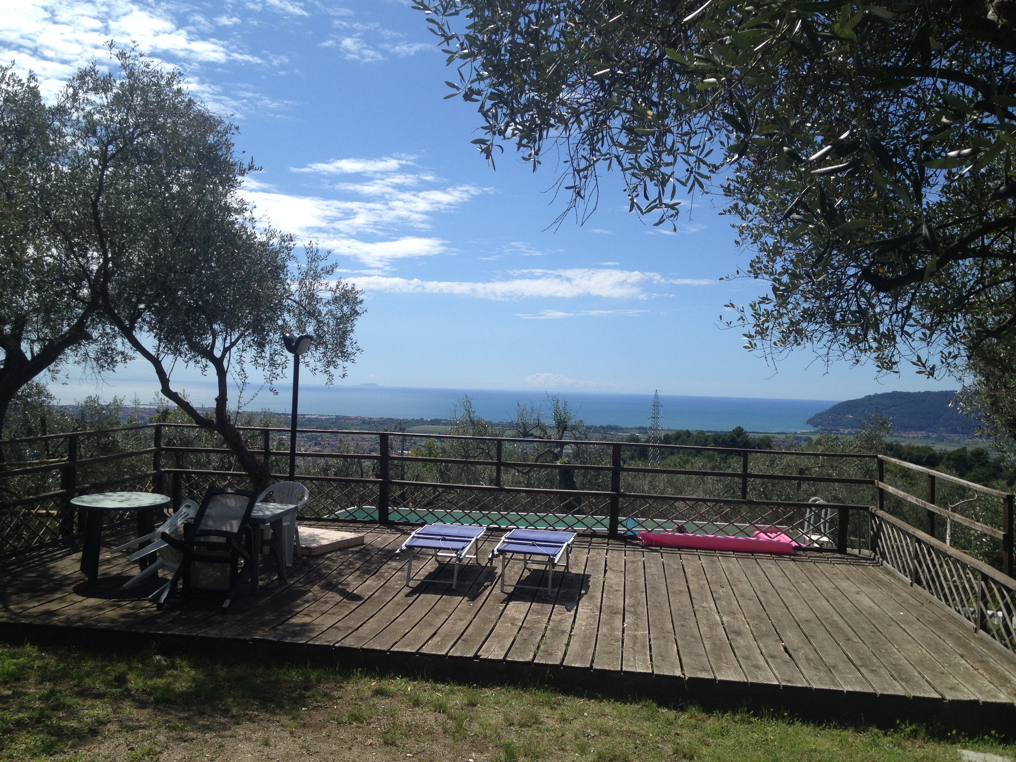 Bespoke Carrara Marble Installations