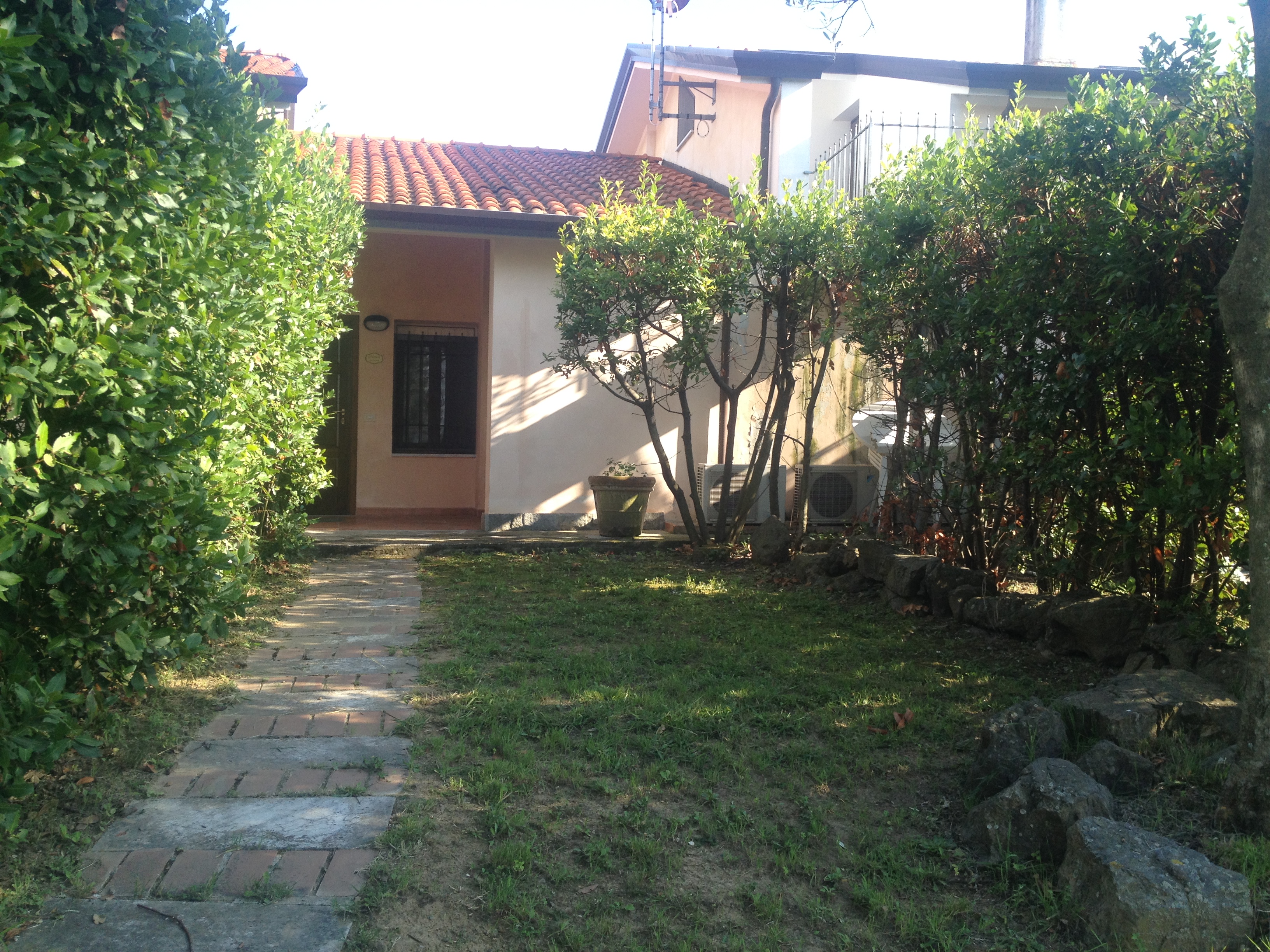 Bespoke Carrara Marble Installations