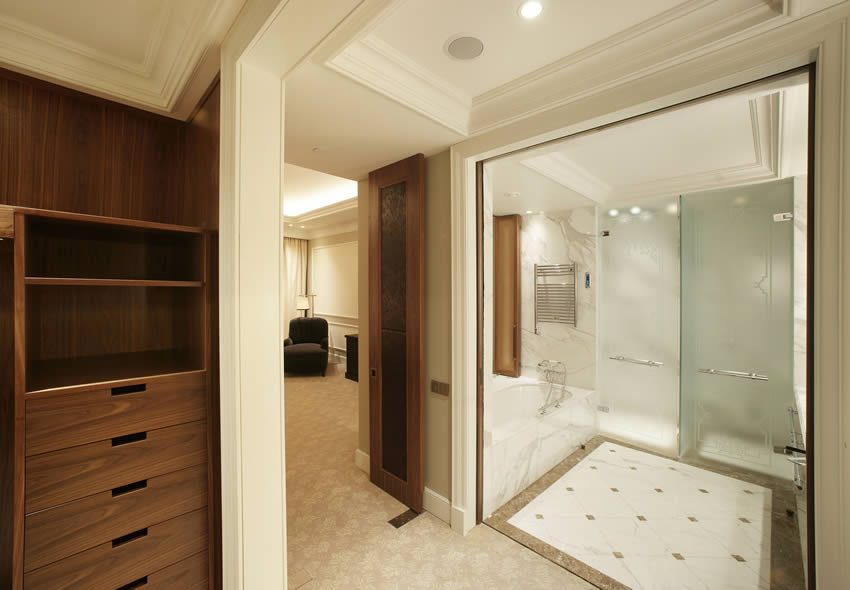 Bespoke Carrara Marble Installations