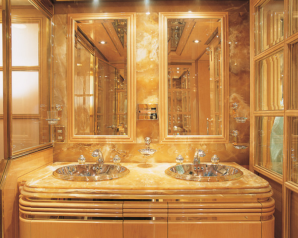 Bespoke Carrara Marble Installations