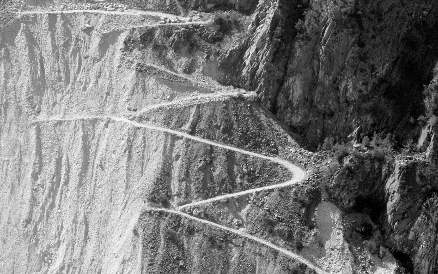 Bespoke Carrara Marble Installations