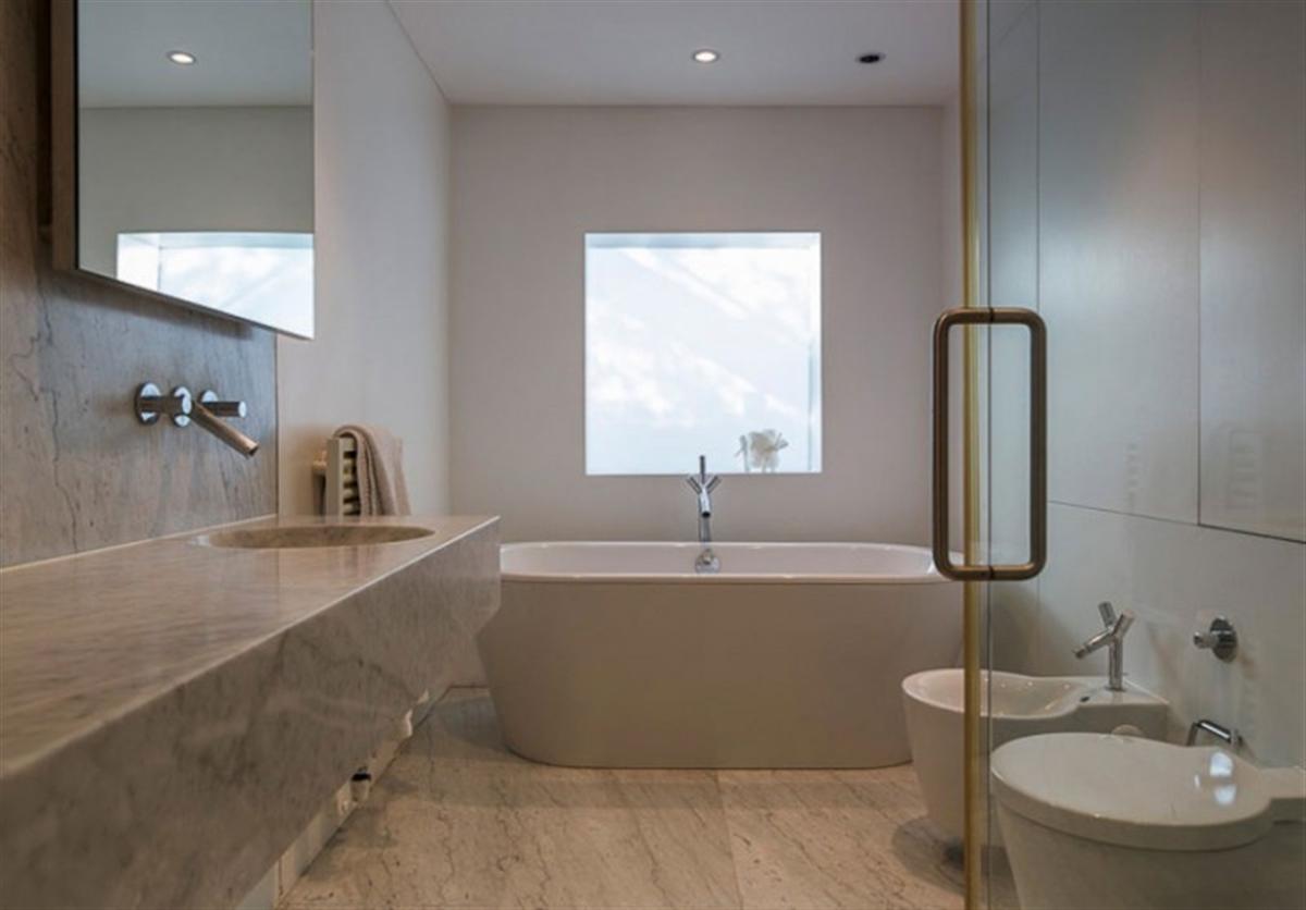 Bespoke Carrara Marble Installations