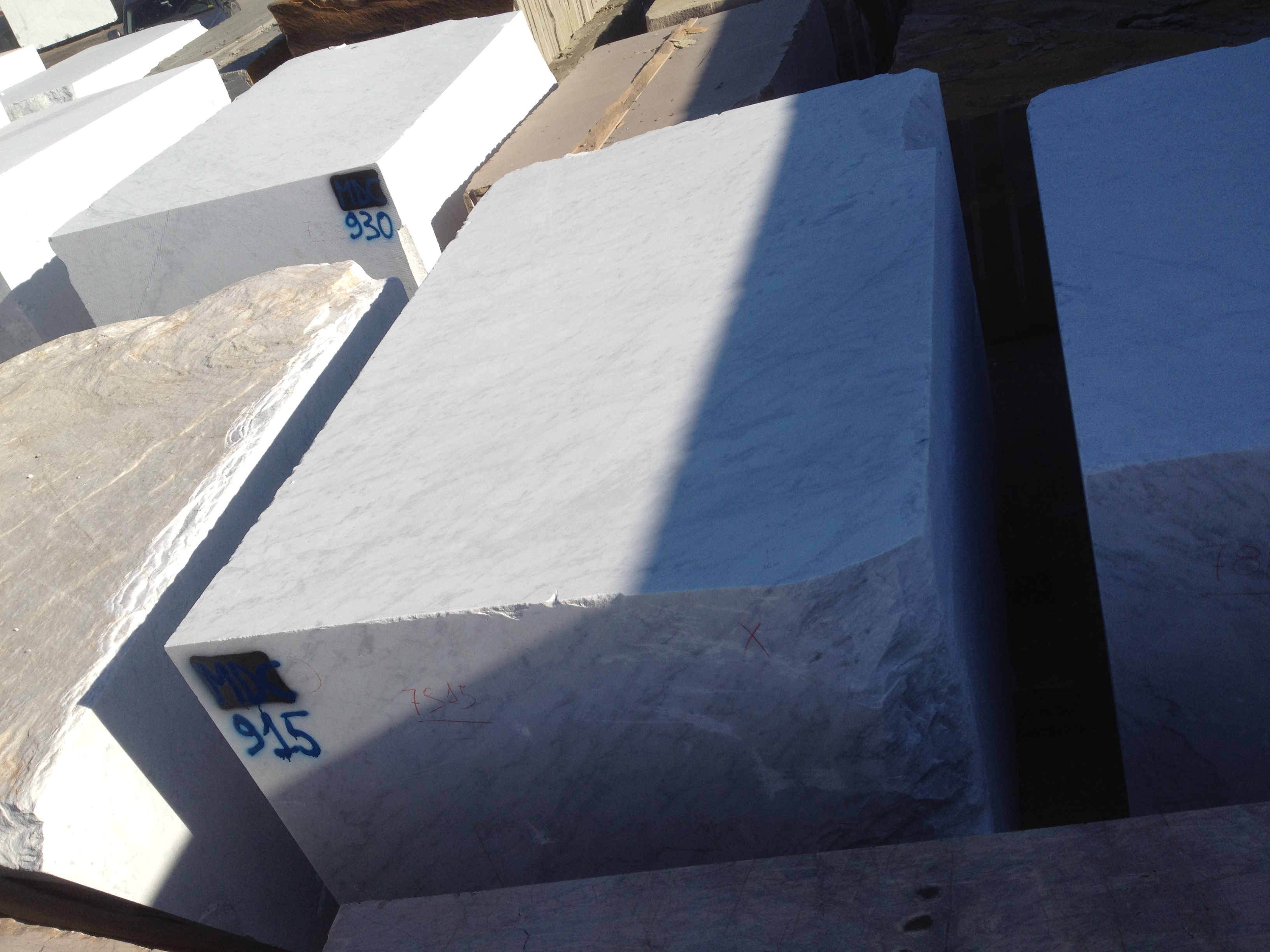 Bespoke Carrara Marble Installations