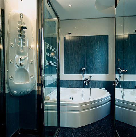 Bespoke Carrara Marble Installations