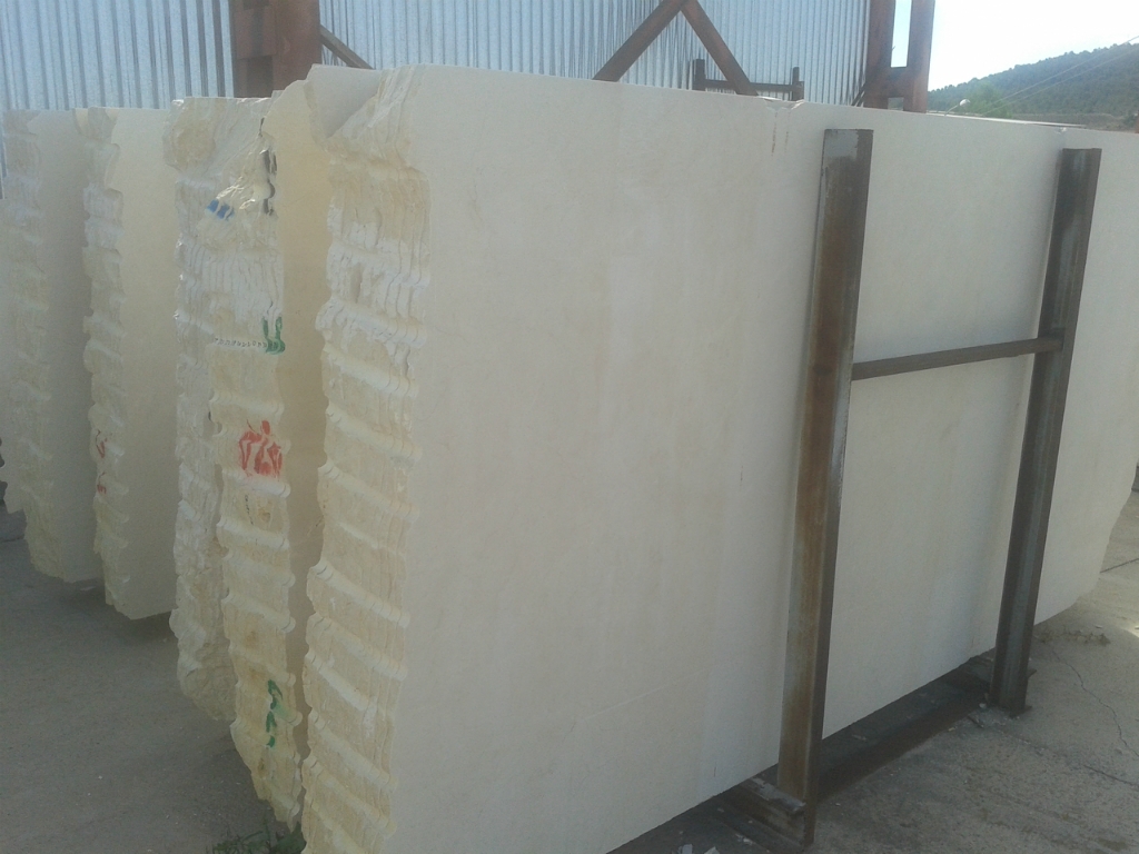 Bespoke Carrara Marble Installations