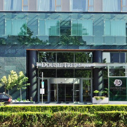 Bespoke Carrara Marble Installations