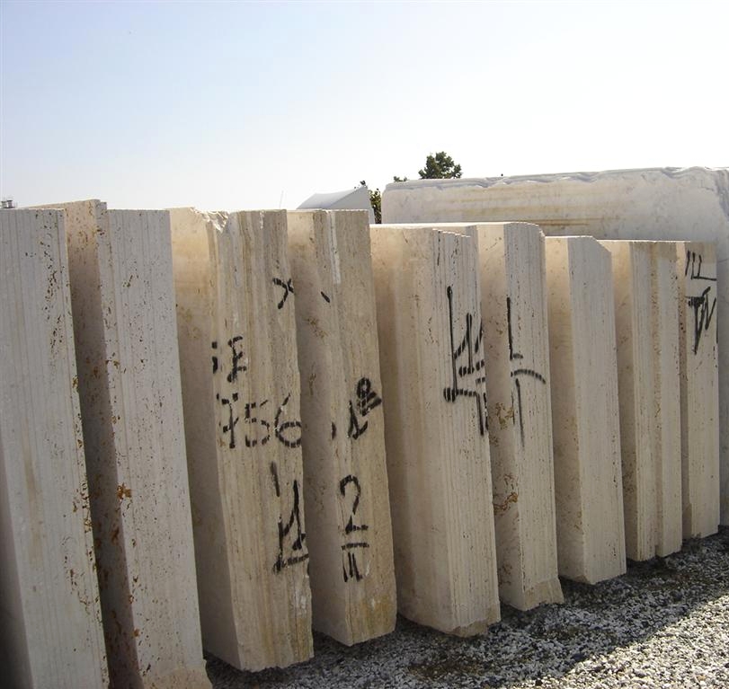 Bespoke Carrara Marble Installations