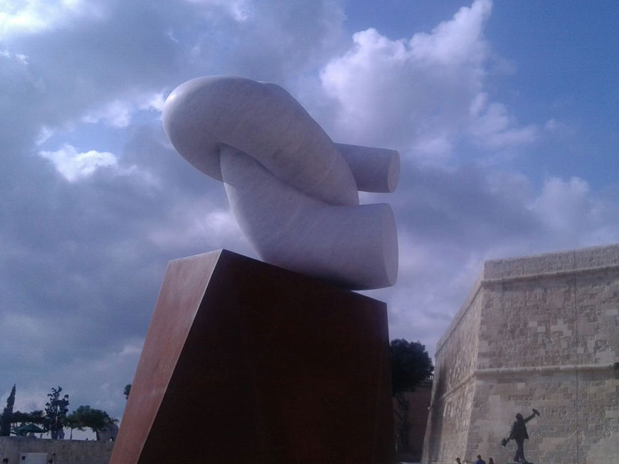 Bespoke Carrara Marble Installations