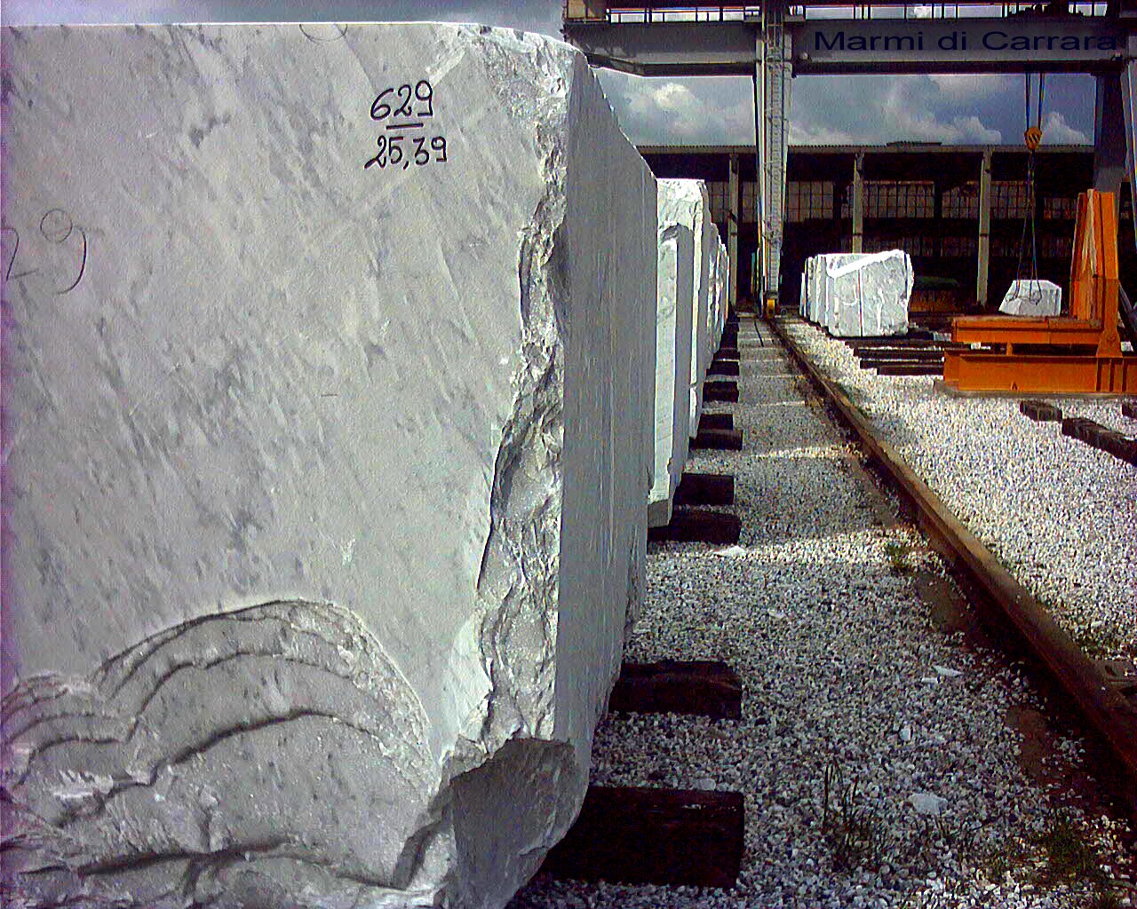 Bespoke Carrara Marble Installations