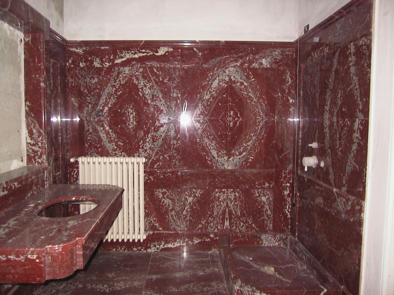 Bespoke Carrara Marble Installations