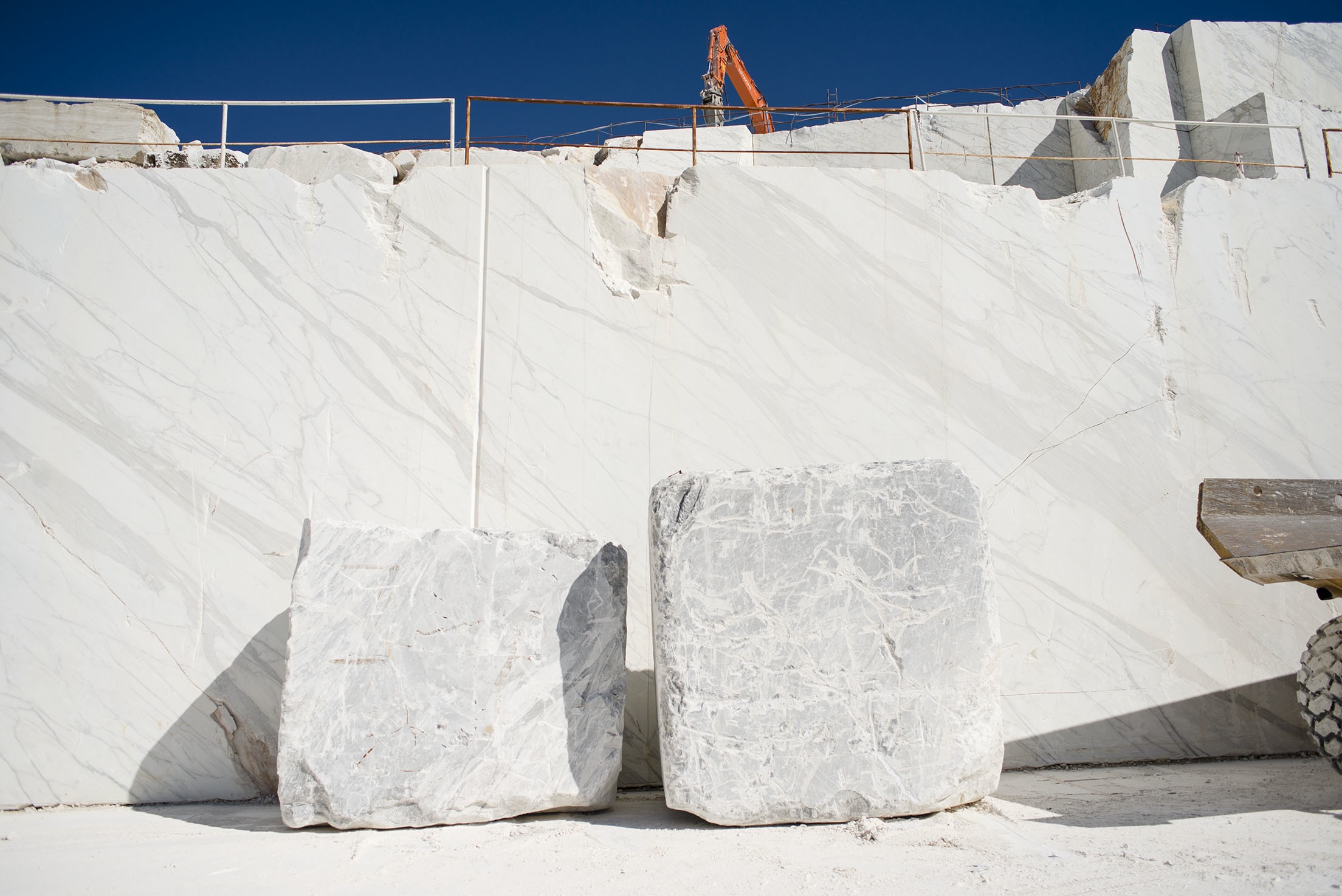 Bespoke Carrara Marble Installations