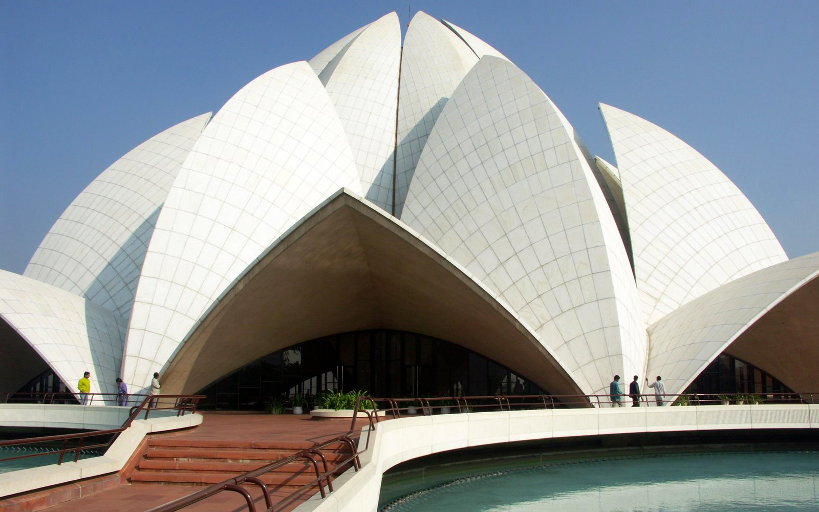 Bespoke Carrara Marble Installations