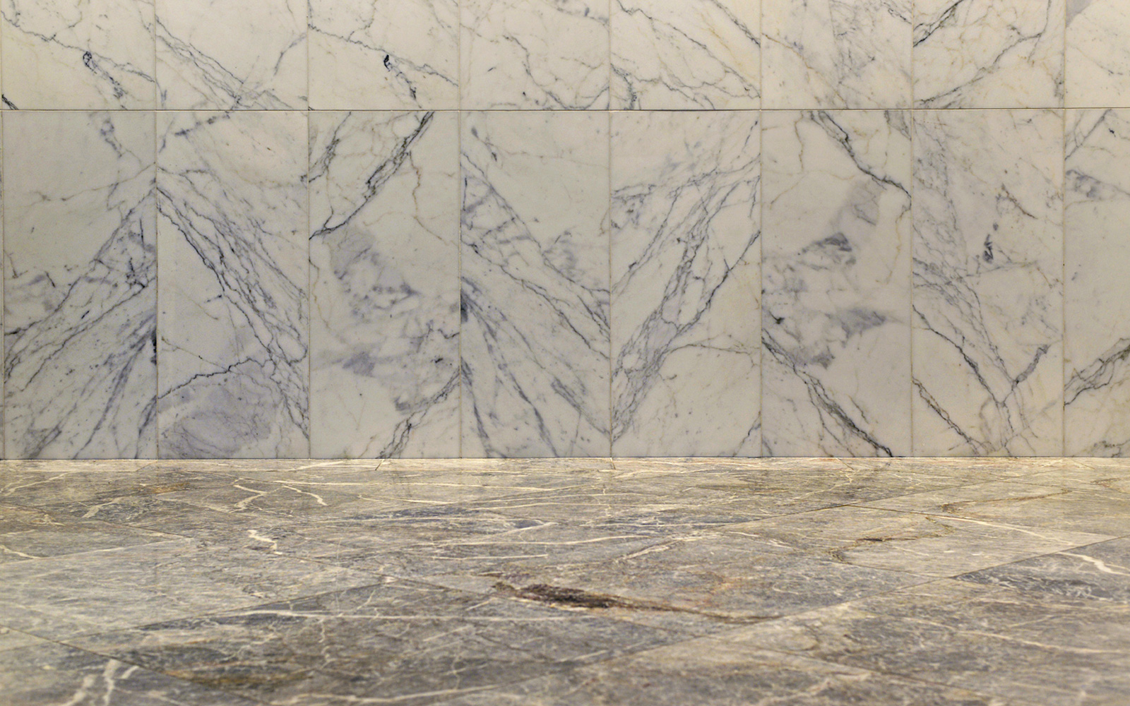 Bespoke Carrara Marble Installations