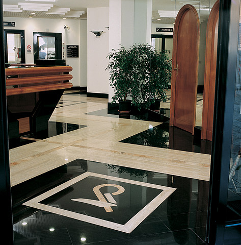 Bespoke Carrara Marble Installations