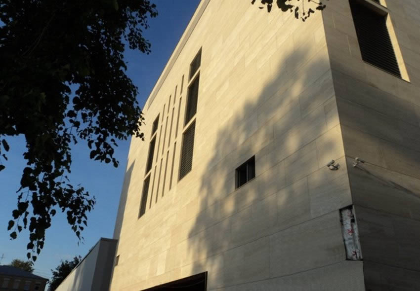 Bespoke Carrara Marble Installations