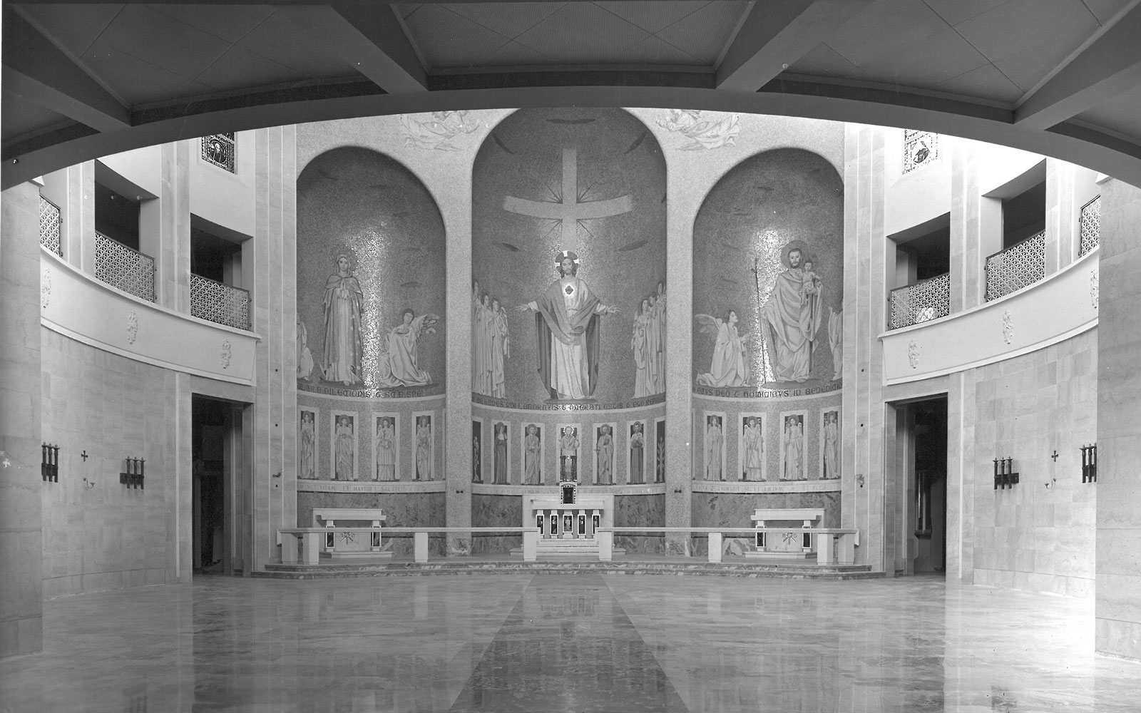 Bespoke Carrara Marble Installations