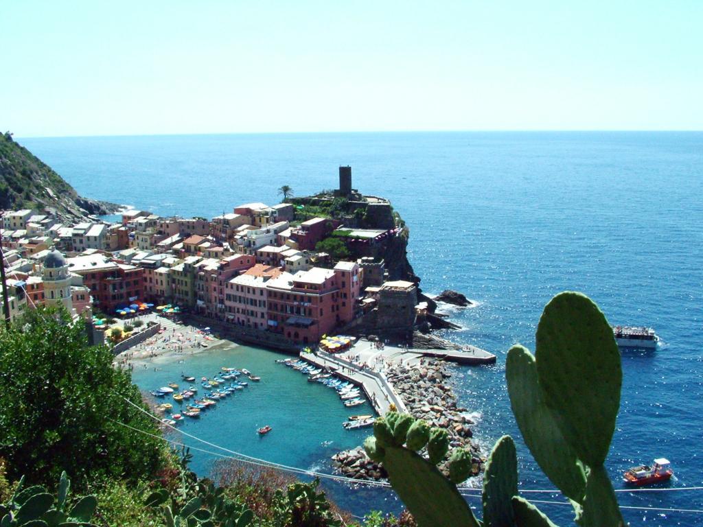 Bespoke Carrara Marble Installations