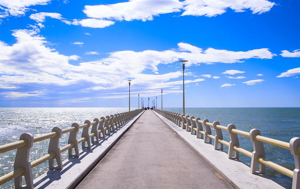 Bespoke Carrara Marble Installations