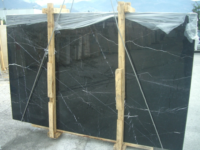 Bespoke Carrara Marble Installations