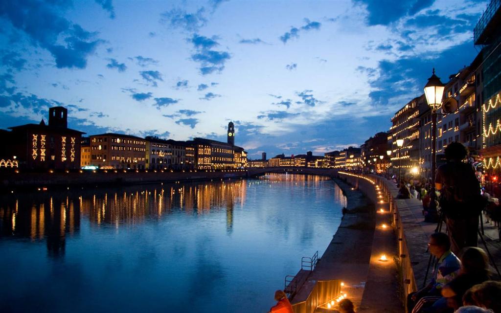 Bespoke Carrara Marble Installations