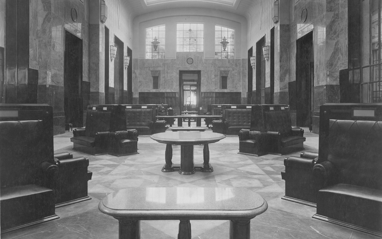 Bespoke Carrara Marble Installations